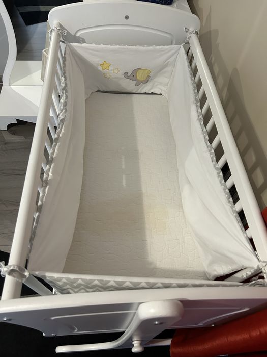 Бебешка кошара с обиколници и матрак