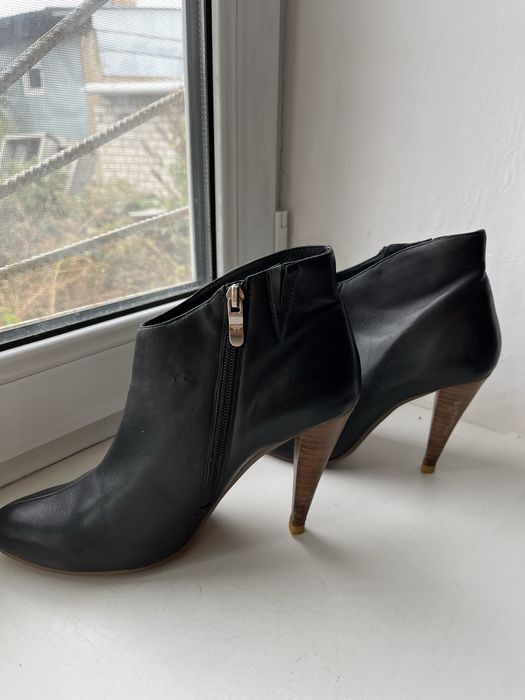 Полусапожки кожаные 39 размер