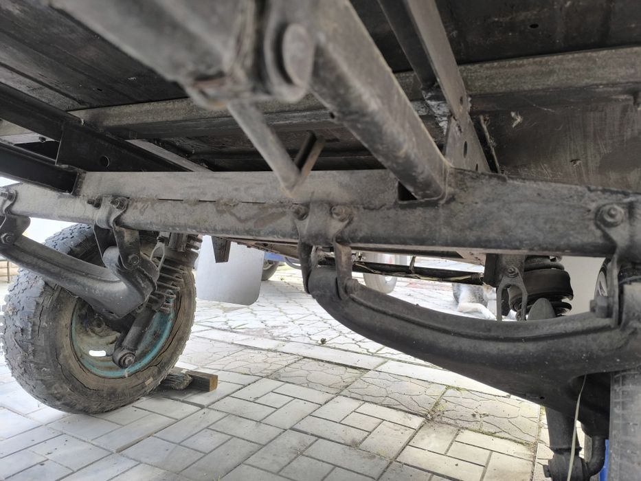 Продам автомобильный прицеп усиленный.