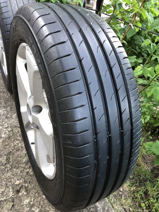 Летни гуми Toyo Proxes Comfort XL 215/60/R17 с джанти 5x112 6.5J ET38