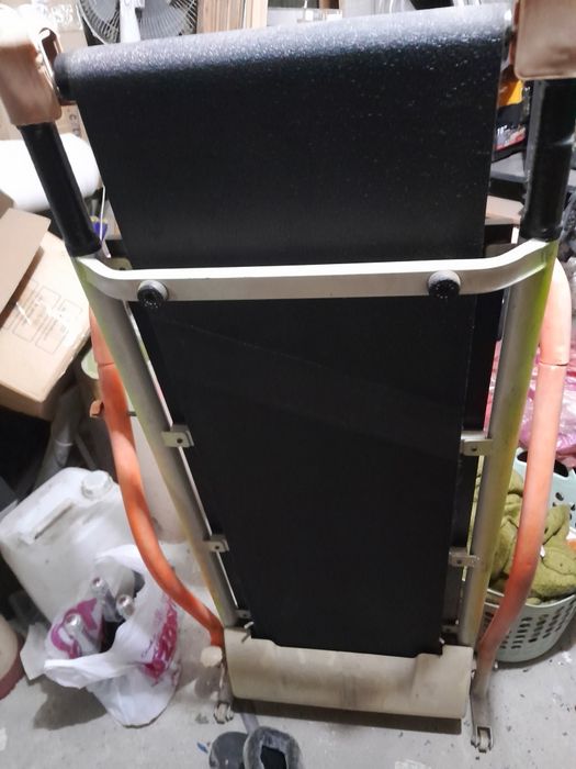 Беговая дорожка  .