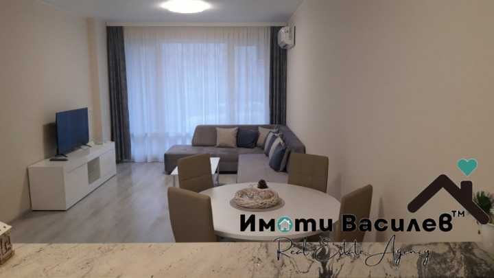 Дава се под наем Двустаен апартамент в София, Център - 77 кв.м за 648.21 € - Снимка #1