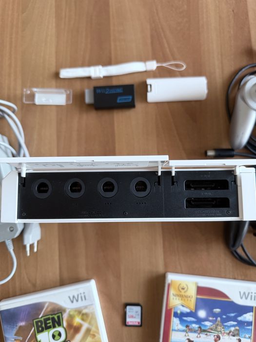 Nintendo Wii 128GB cu controllere gamecube