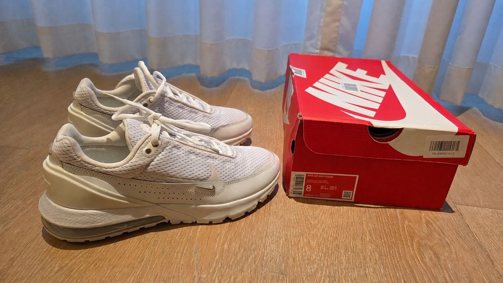 Маратонки Nike Air Max Pulse DR0453 101 бял