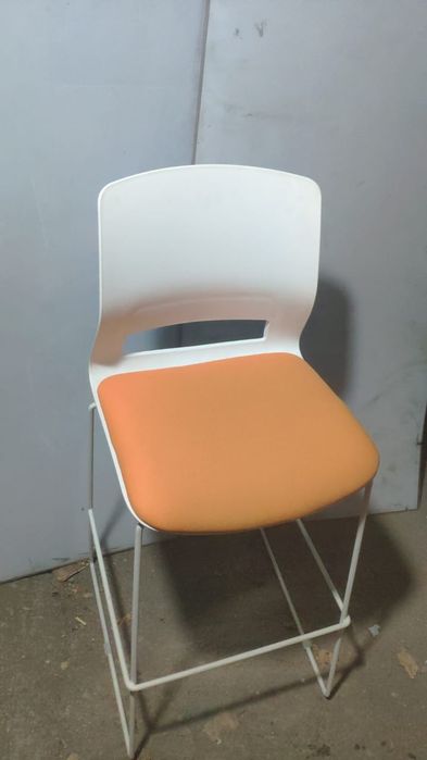 Барные стулья ирландские