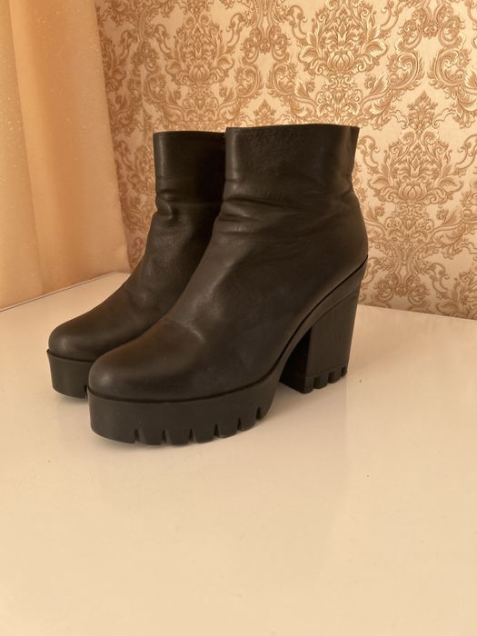 Кожаные Ботильоны