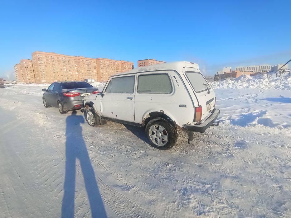 Продам ниву 2121 бронто