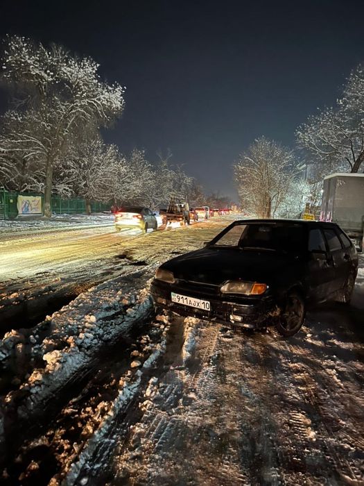 Автомабиль ваз 2114……..