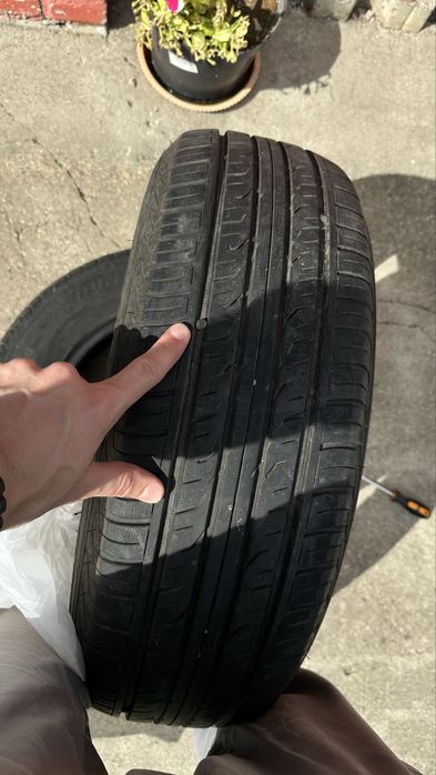 Продам баллоны R17 225/65 Dunlop