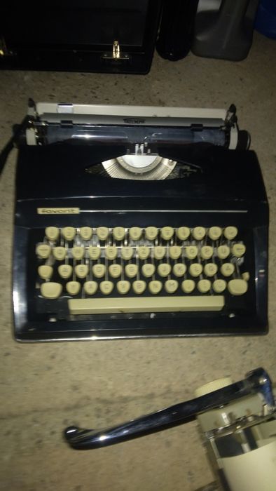 Ретро пишещи машини