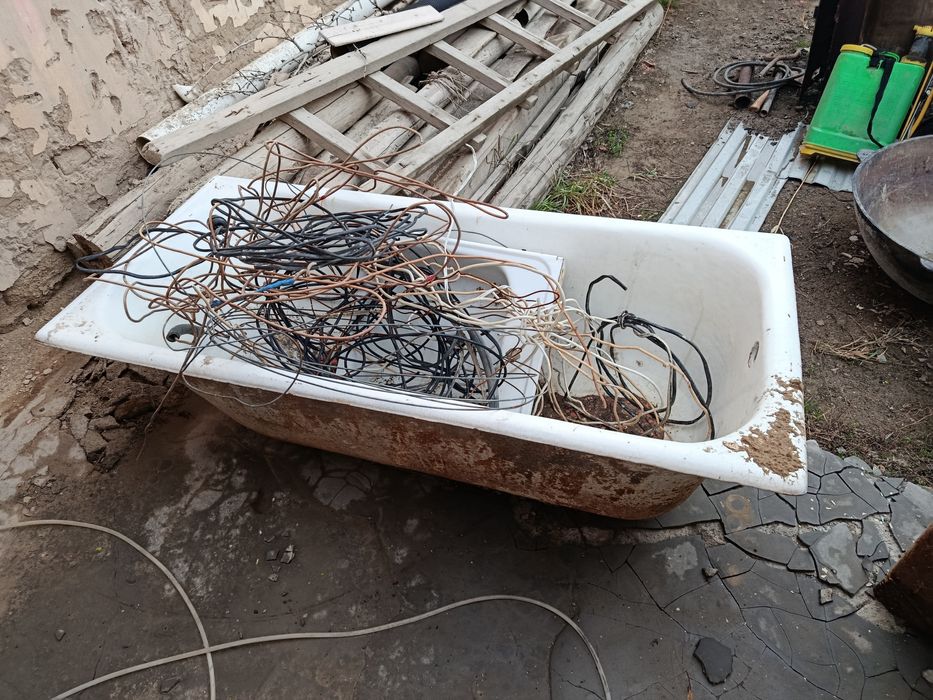 Ванна чугунная б/у