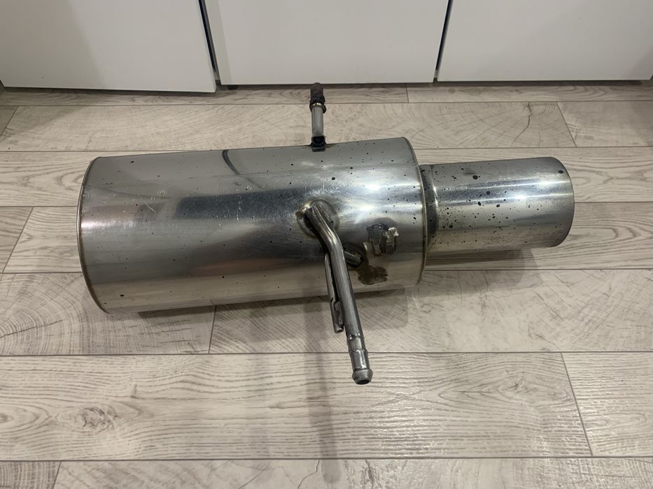 Продам глушитель