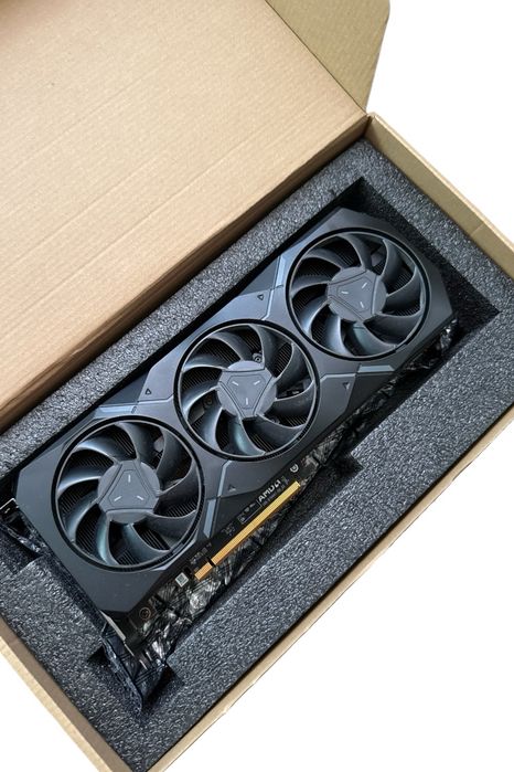 Placa Video Sapphire AMD Radeon RX 7900 XT  20GB Vram