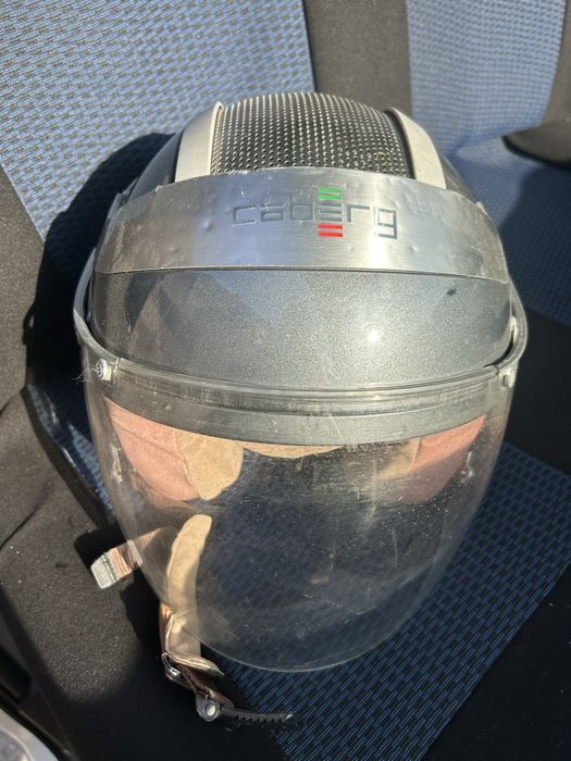 Каски за мотопед 2 броя