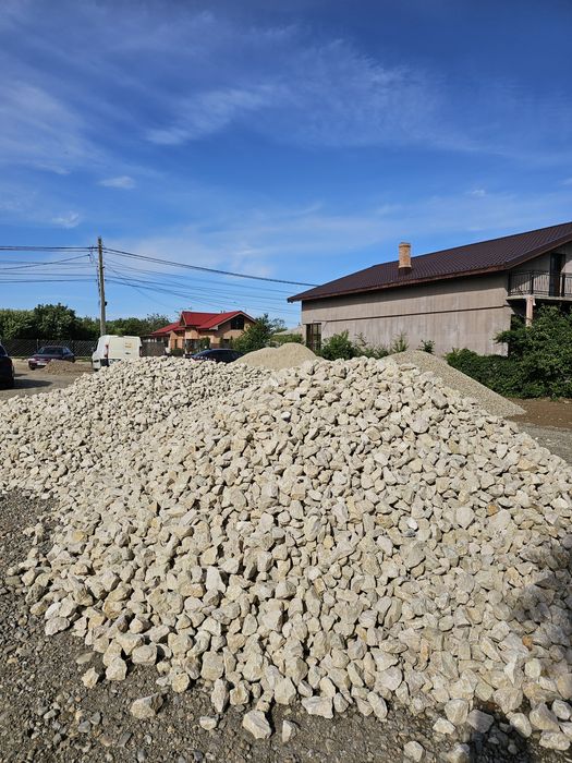 Vând Piatră Spartă Calcar.