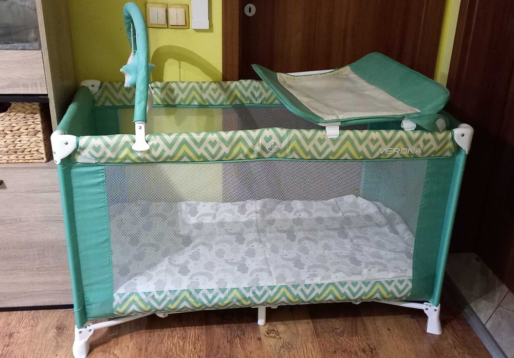 Бебешка кошара Lorelli Verona Зелена + матрак + чаршаф