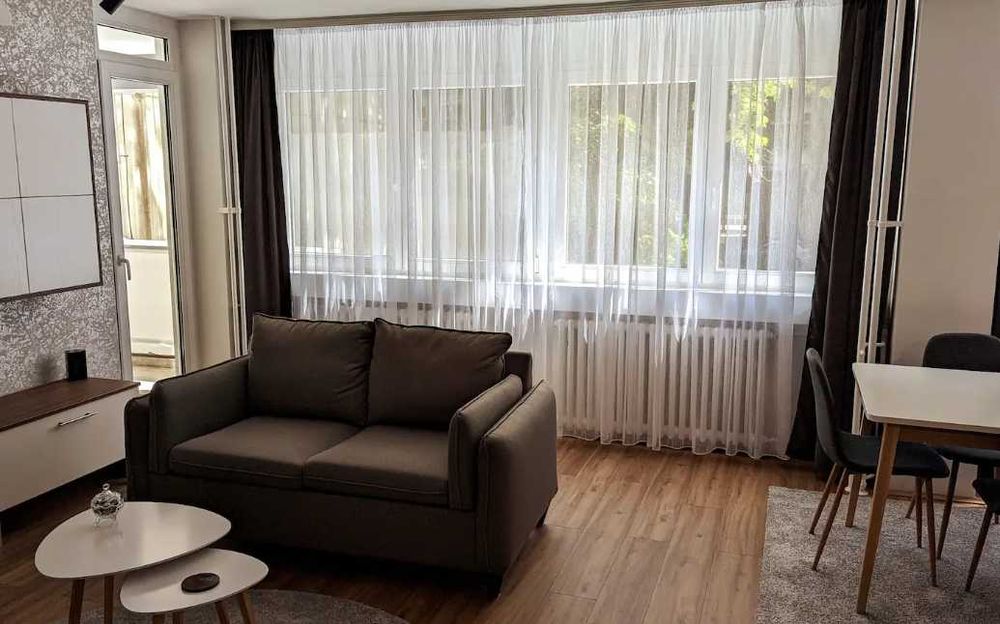 Дава се под наем Двустаен апартамент в Пловдив, Южен - 62 кв.м за 265 € - Снимка #2