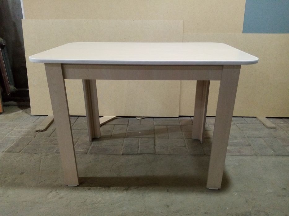 Продам новый кухонный стол!