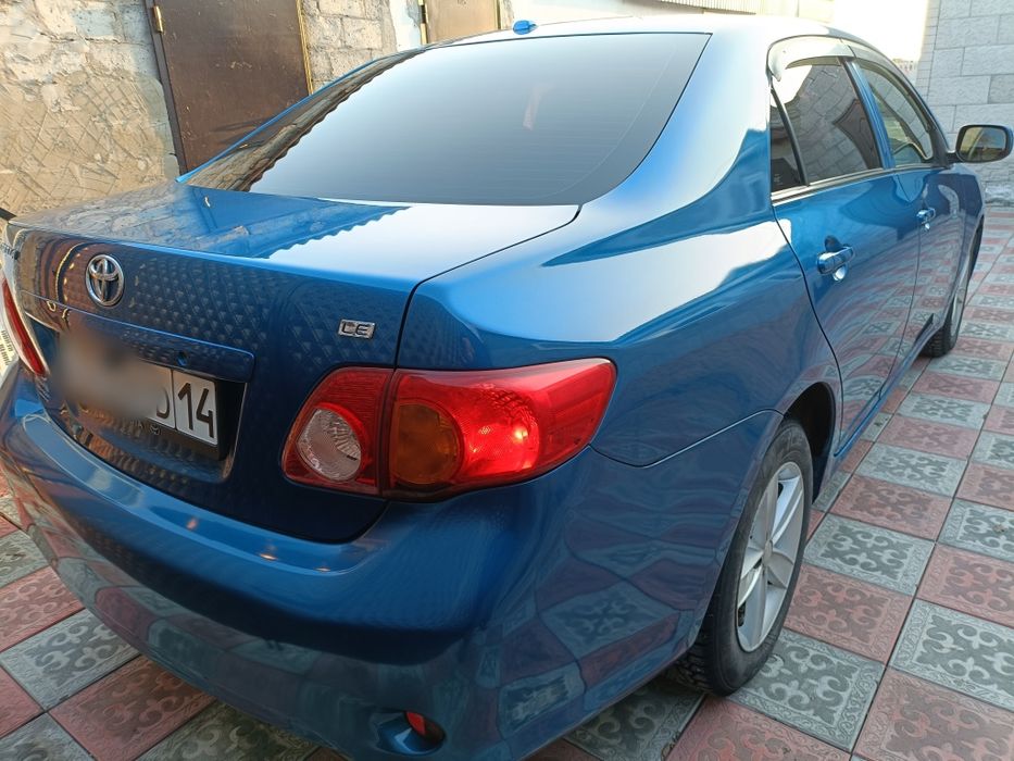 Тойота Королла 1.8