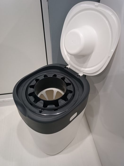 Кош за памперси tommee tippee