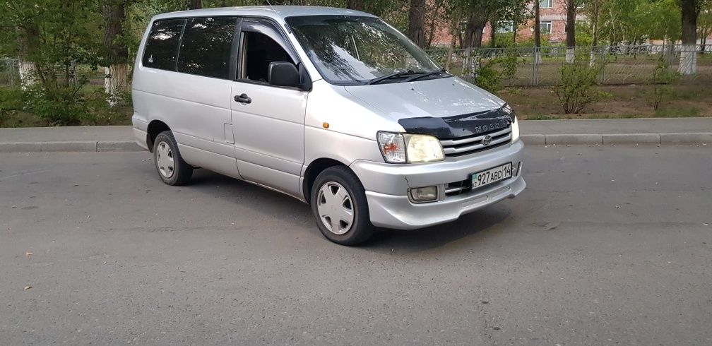 Toyota Town Ace - тюнинг салона в Омске