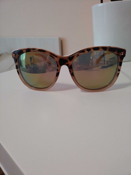 Guess дамски слънчеви очила