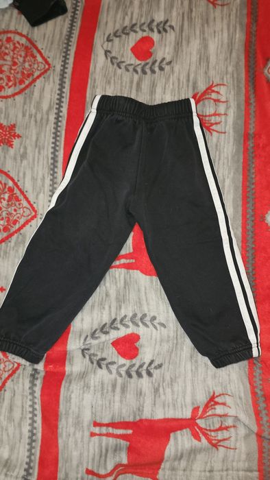 Детски анцуг Adidas за момче – размер 92 см втора употреба