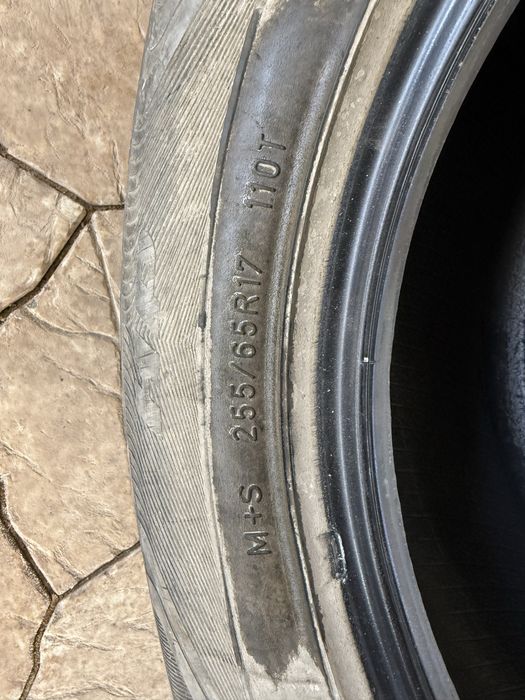 Прдам резину 265/65/17