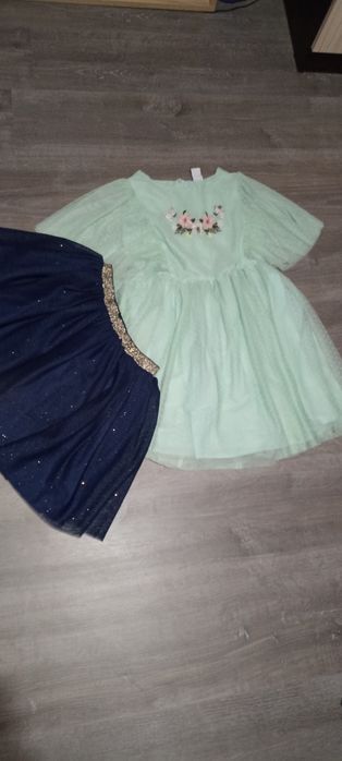 Рокля и пола за сладки принцеси