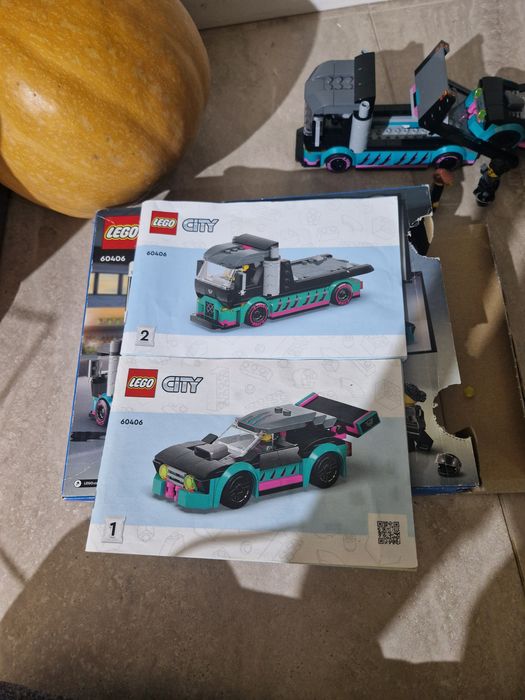 Лего сити гоночная команда.