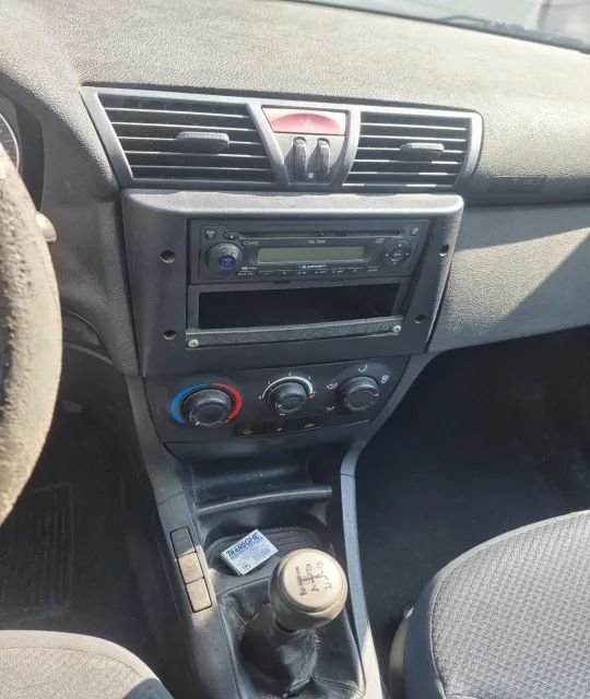 capota bara fata spate armatura grila far stanga dreapta haion portbagaj plansa bord caseta de directie motoras stergatoare chit pornire  broasca stanga dreapta fata spate  Fiat Stilo motor 1.6 benzina 182B6000   dezmembrez