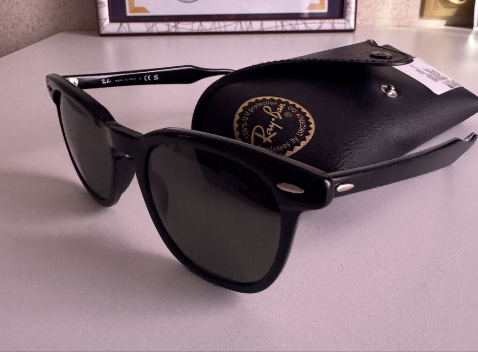 Солнцезащитные очки Ray-Ban Hawkeye