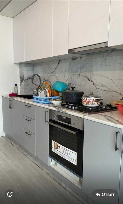 Срочно продам Кухонный гарнитур б\у