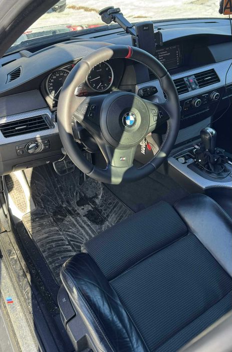 Продавам BMW E61 530D