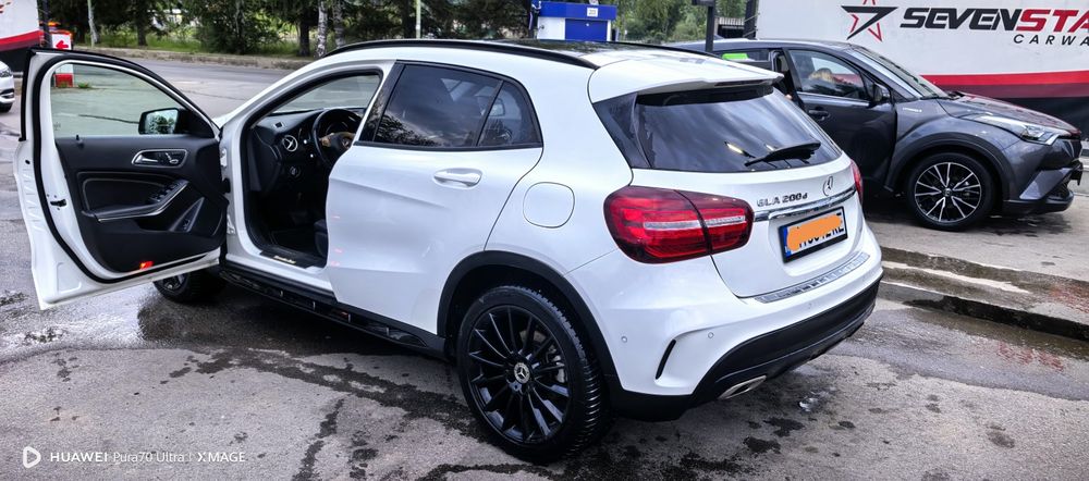 Mercedes GLA 200  PANORAMA
