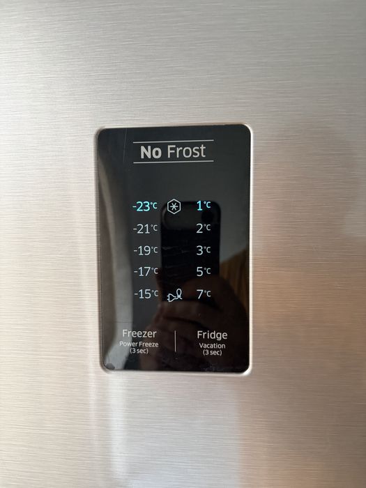 Холодильник Samsung RB33A32N0SA