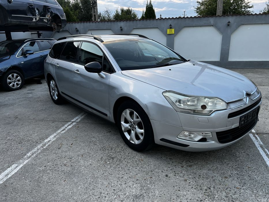 Piese Dezmembrari Citroen C5 1.6 diesel cod: 9H01 an 2010 . Se pote oferi montaj , factura si garantie! Service autorizat