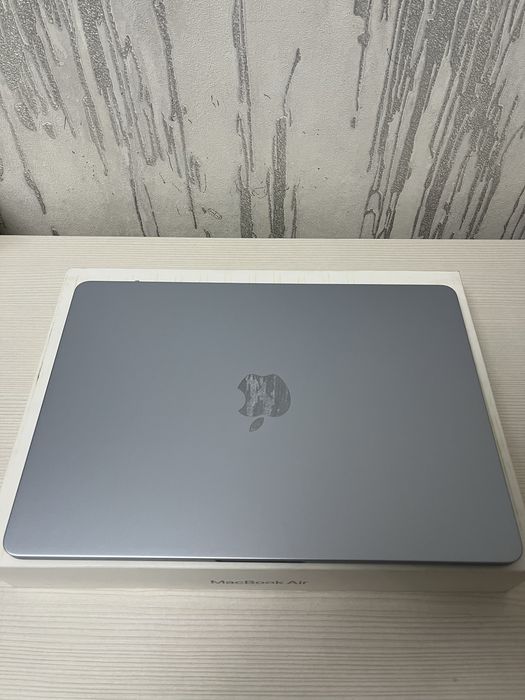 MacBook air m4 2025