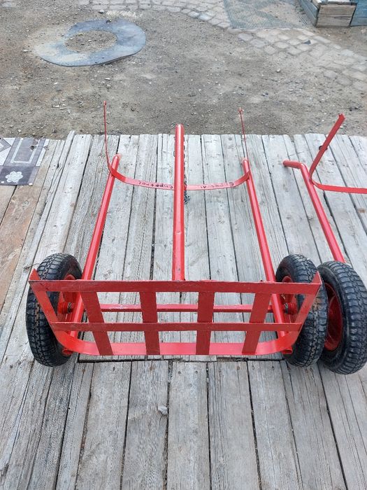 Продам телешка для газового баллона.