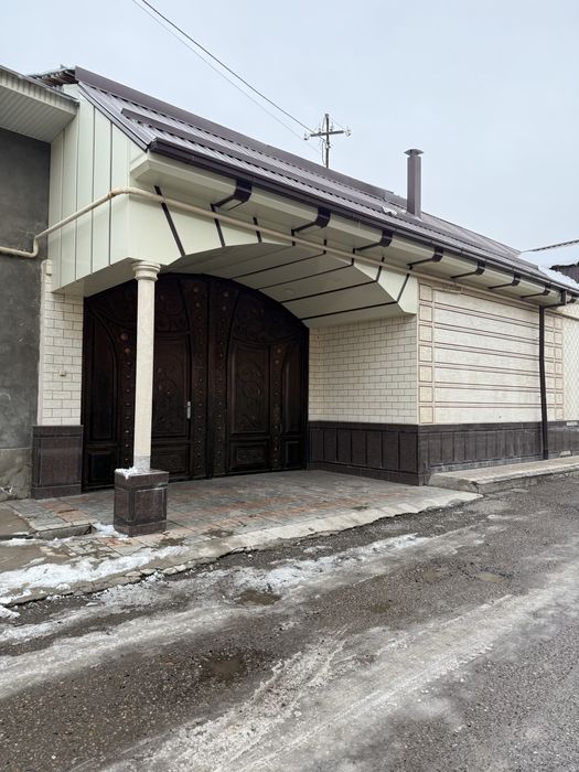 Kelesda hovli sotiladi 7,5 sotix