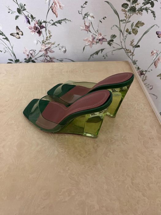 срочно продам туфли