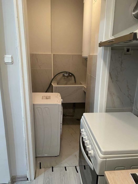 Дава се под наем Тристаен апартамент в Пловдив, Център - 100 кв.м за 510 € - Снимка #4