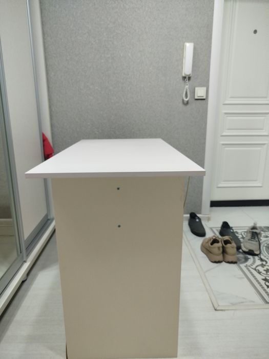Продам стол детский