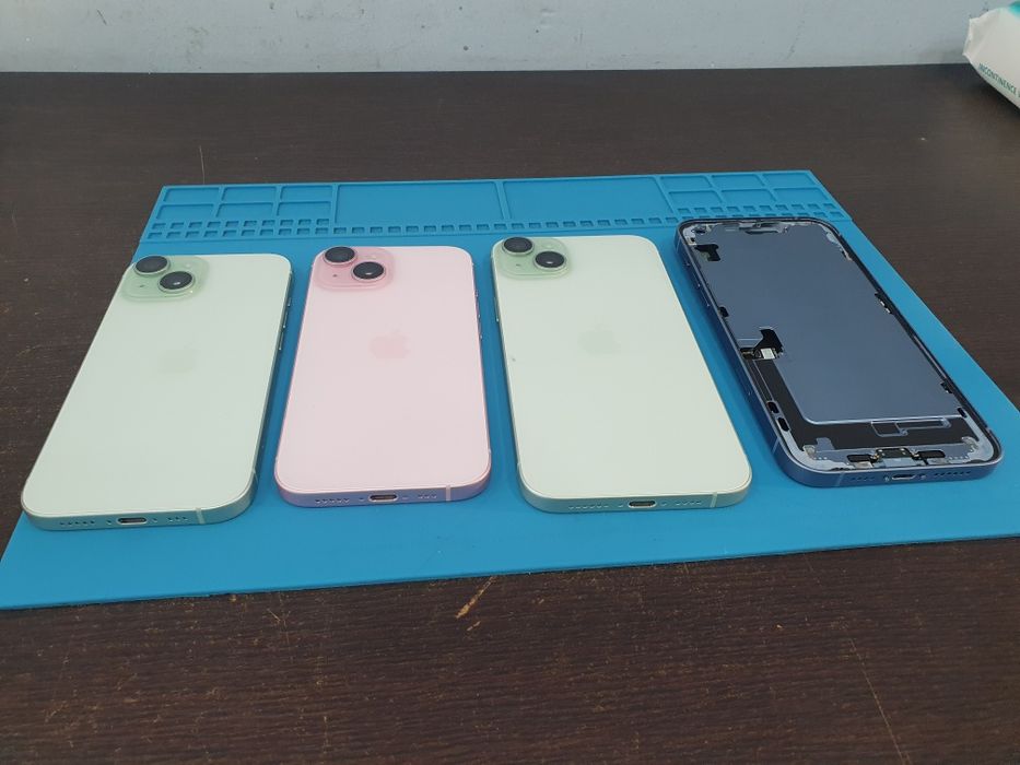 Carcasa display LCD iphone 15 /15 plus originala