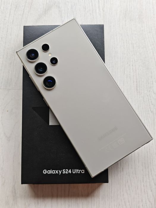 Samsung S24 Ultra 256 gb Ram 12 5G