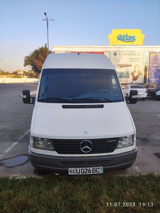 Спринтер 1996 год. Мощный кондиционер..16+1 мест.
