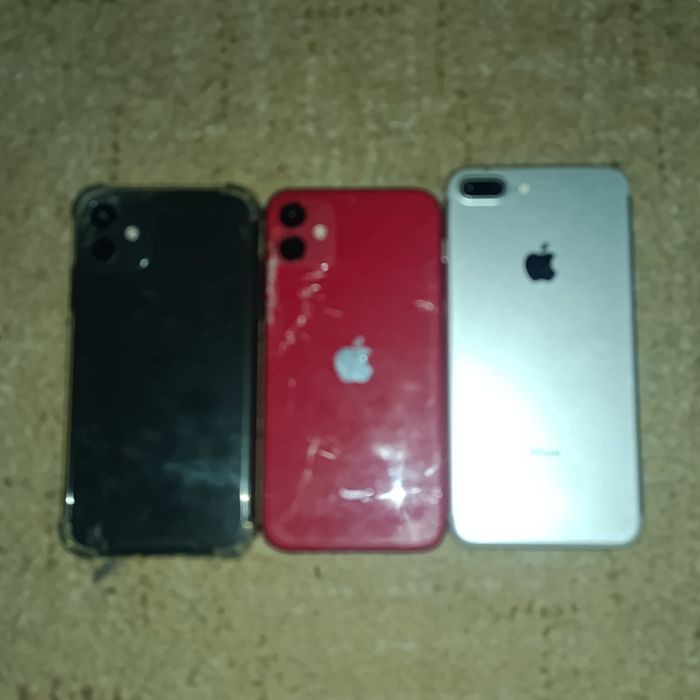 Lot 3x Iphoneuri