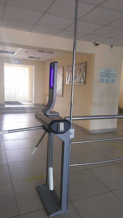 Установка алкорамки для СКУД систем