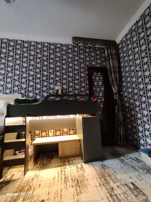 Детские кроват сотилади.