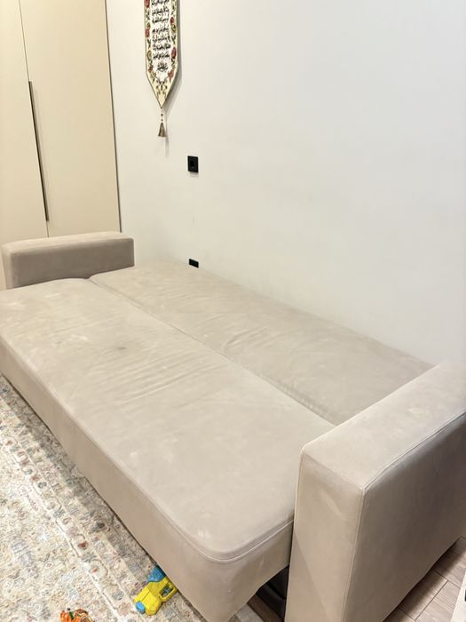 Продам диван embawood